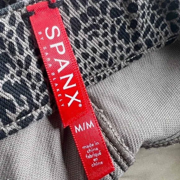 Spanx Ankle -Jean-ish Leggings Desert Dot Tummy Shaping - Picture 15 of 16